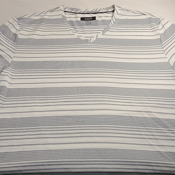 Alfani stretch V-neck geo white t-shirt - Picture 2 of 16